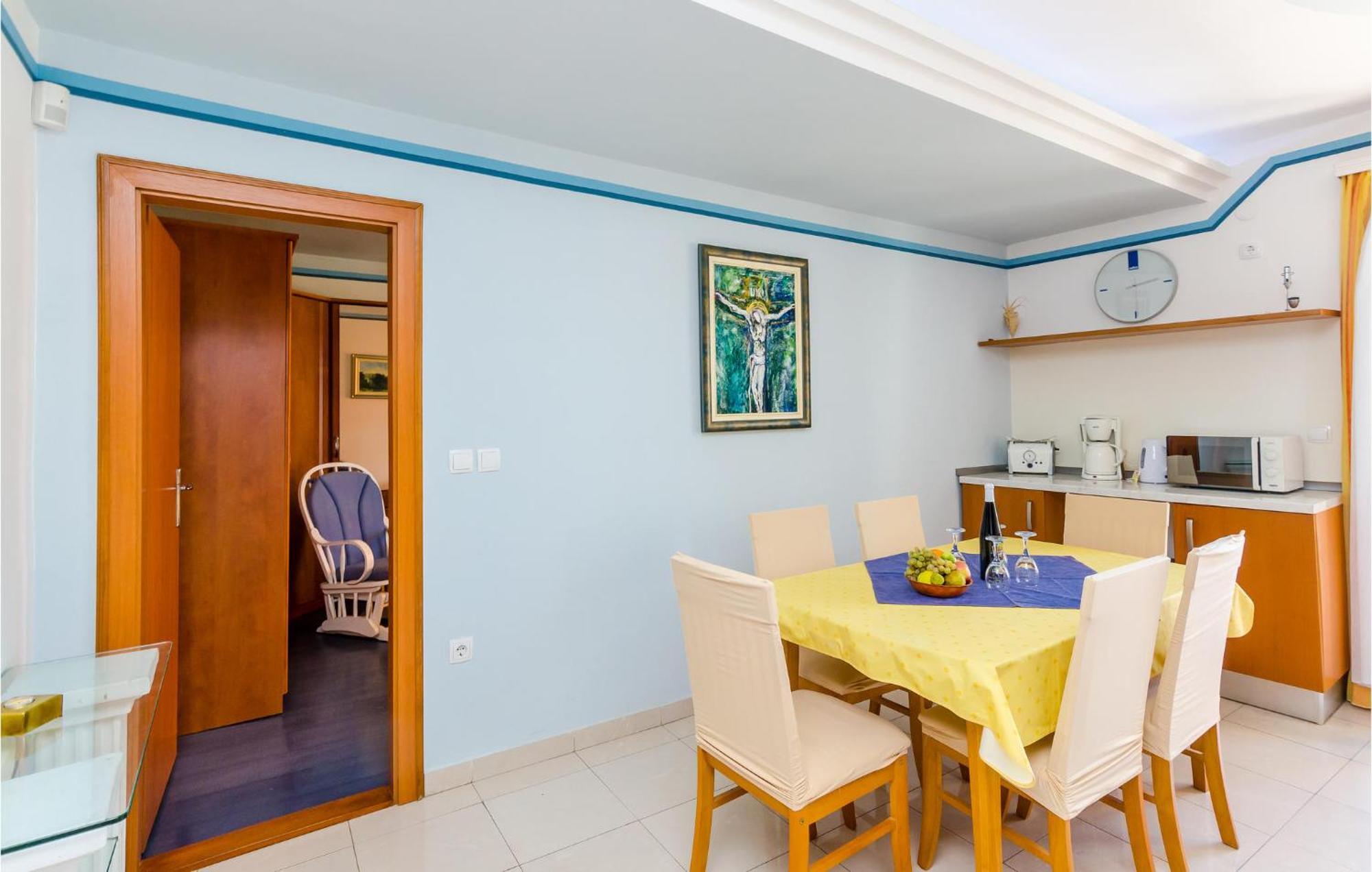 Gorgeous Apartment In Slano With Kitchen מראה חיצוני תמונה