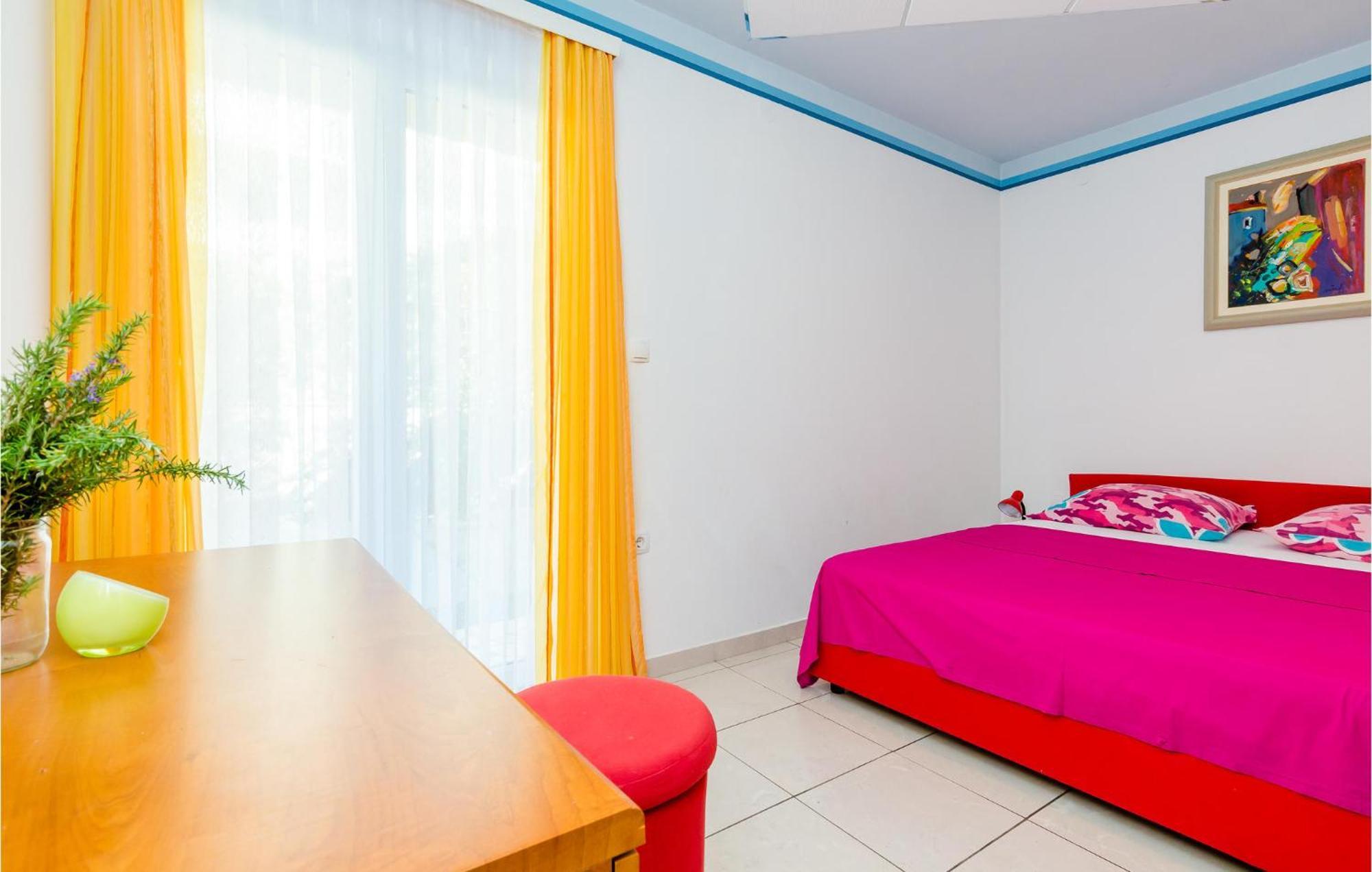 Gorgeous Apartment In Slano With Kitchen מראה חיצוני תמונה