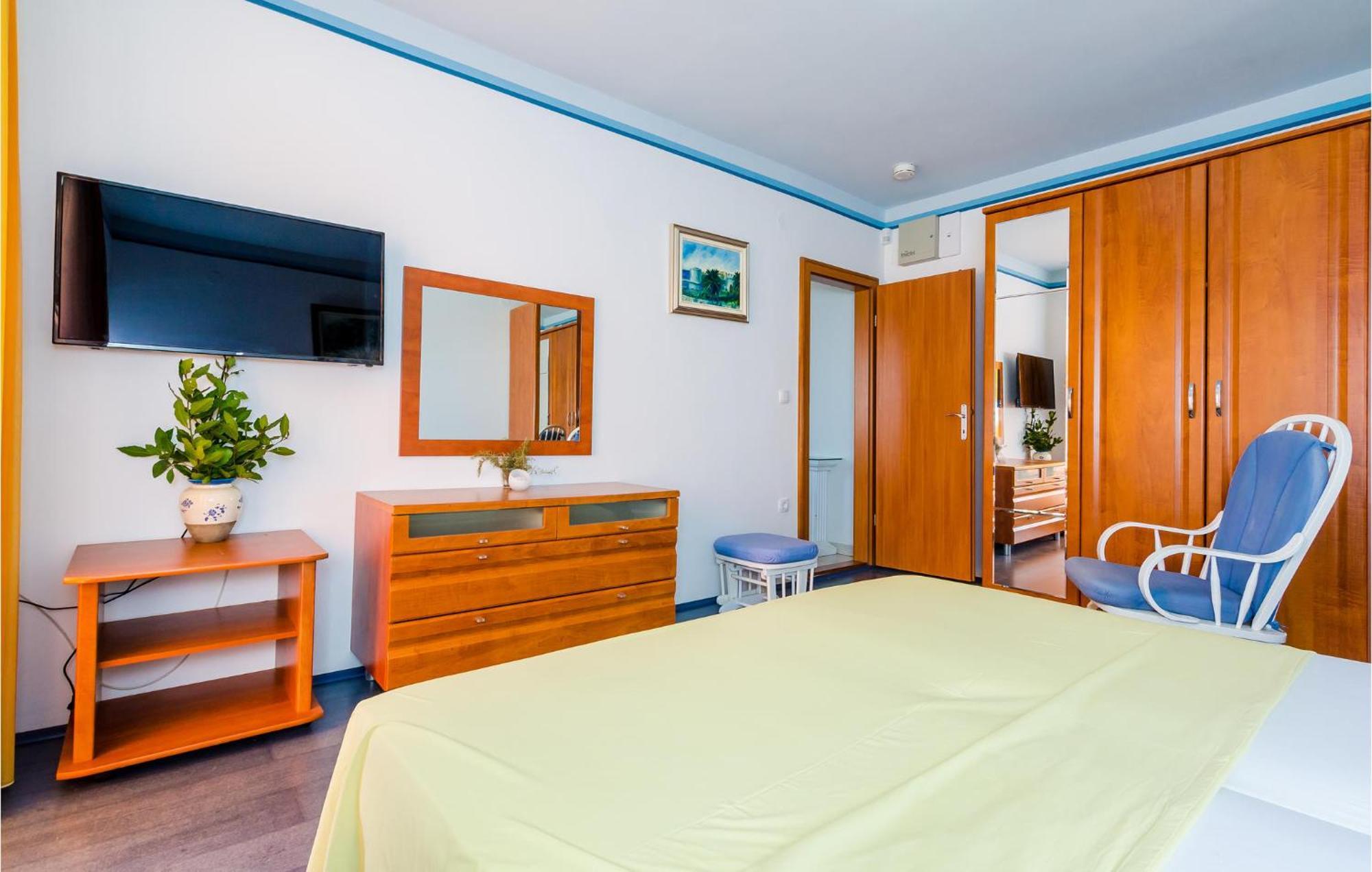 Gorgeous Apartment In Slano With Kitchen מראה חיצוני תמונה